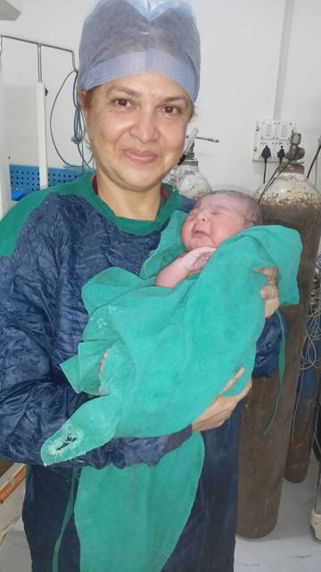 Fatima & Imran โ baby delivered with Vinsfertility